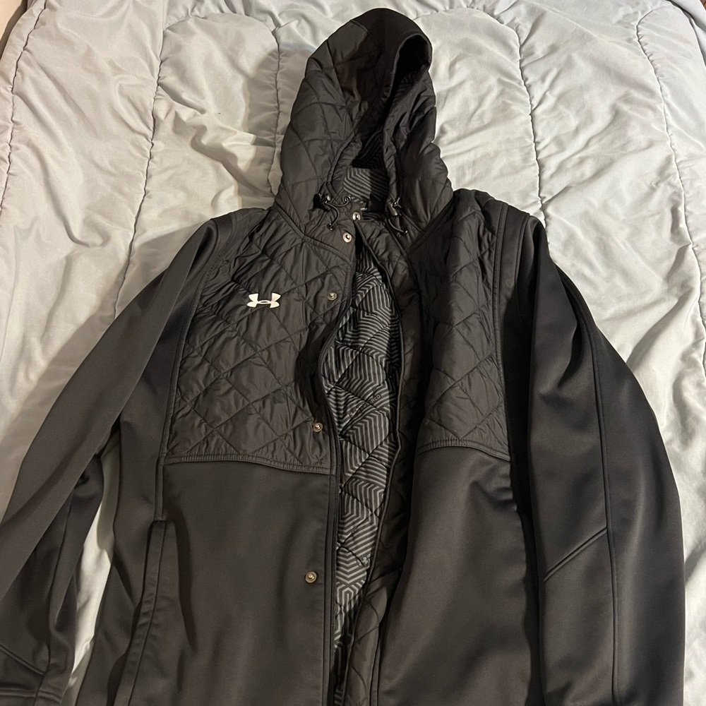 Under Armour men’s large infrared cold gear jacket